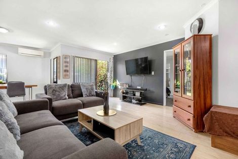 Photo of property in 45a Porchester Road, Papakura, 2110