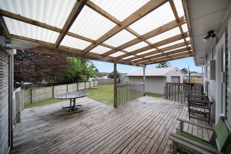 Photo of property in 19 Clendon Place, Manurewa, Auckland, 2102