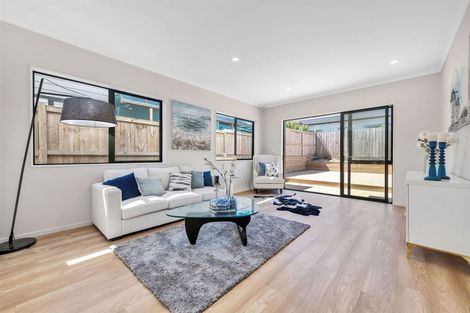 Photo of property in 54 Hikuawa Road, Flat Bush, Auckland, 2019