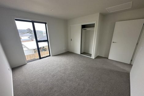 Photo of property in 5/7 Wainuiomata Road, Wainuiomata, Lower Hutt, 5014
