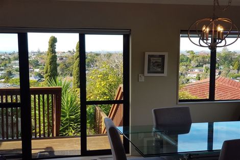 Photo of property in 2/9 Cashmere Place, Glenfield, Auckland, 0629