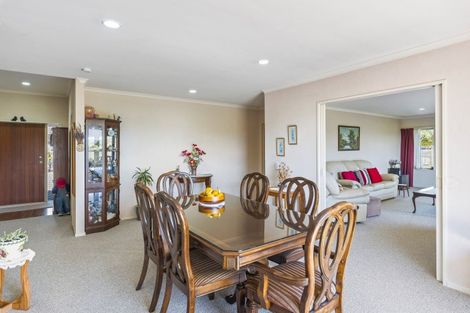 Photo of property in 56 Realm Drive, Paraparaumu, 5032