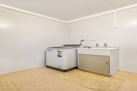 Photo of property in 3/3 Felton Mathew Avenue, St Johns, Auckland, 1072