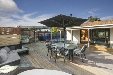 Photo of property in 8 Duke Street, Riverhead, 0820