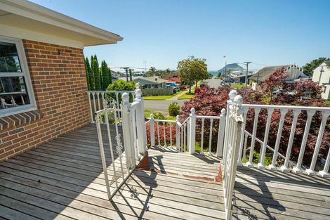 Photo of property in 41 Seaview Road, Otumoetai, Tauranga, 3110