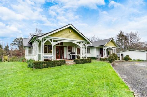 Photo of property in 2412 Kahuranaki Road, Elsthorpe, Havelock North, 4295