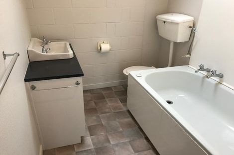 Photo of property in 2/12 Berry Street, St Albans, Christchurch, 8014