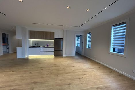 Photo of property in 19 Kerekin Drive, Oteha, Auckland, 0632