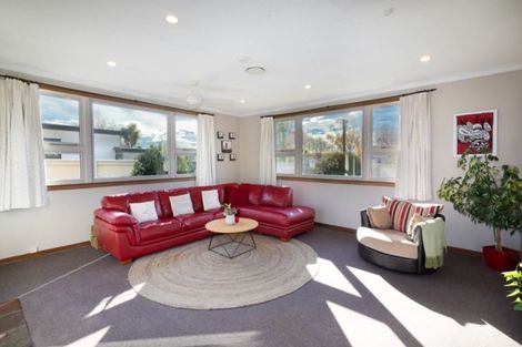 Photo of property in 37 Young Street, Somerfield, Christchurch, 8024