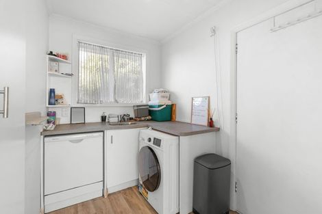 Photo of property in 35 Wilton Crescent, Bishopdale, Christchurch, 8053