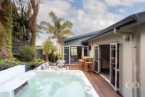 Photo of property in 109b Kaitemako Road, Welcome Bay, Tauranga, 3112