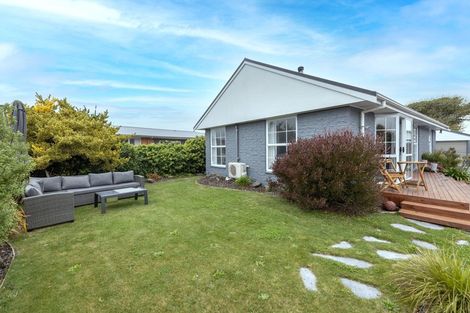 Photo of property in 19 Endeavour Street, North New Brighton, Christchurch, 8083