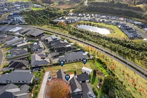 Photo of property in 90 Puhirake Crescent, Pyes Pa, Tauranga, 3112