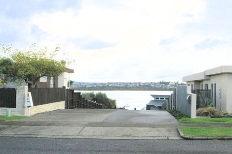 Photo of property in 53 Waller Avenue, Bucklands Beach, Auckland, 2012
