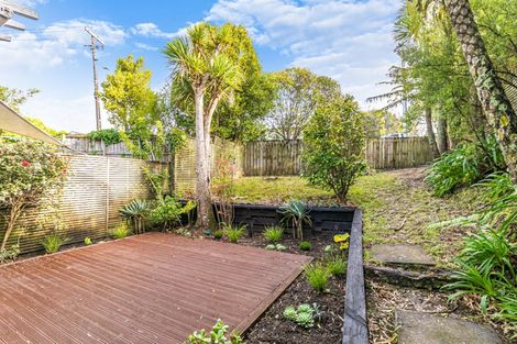 Photo of property in 2/6 Griffen Road, Mount Roskill, Auckland, 1041