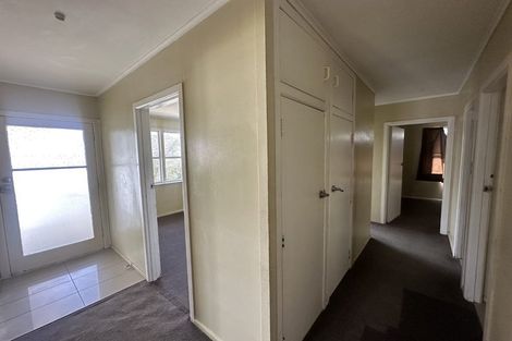 Photo of property in 61 Penrose Road, Mount Wellington, Auckland, 1060