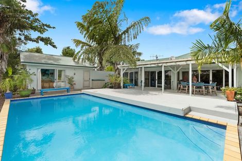 Photo of property in 212 Pukeatua Road, Maungatapere, Whangarei, 0179