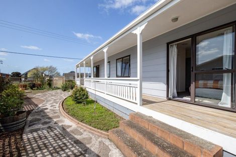 Photo of property in 59 Pipiroa Road, Ngatea, 3503