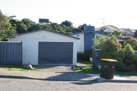 Photo of property in 21 Cranwell Street, Churton Park, Wellington, 6037