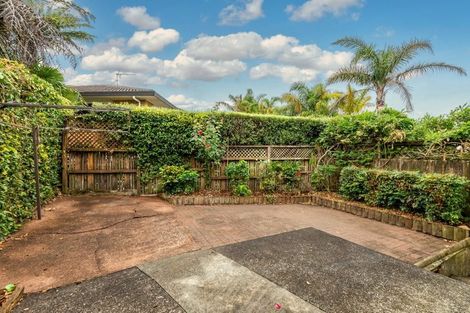 Photo of property in 6 Savoy Road, Glen Eden, Auckland, 0602