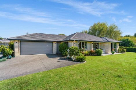 Photo of property in 60 Fairfax Crescent, Pyes Pa, Tauranga, 3112