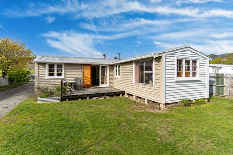 Photo of property in 7 Dobson Street, Otematata, 9412