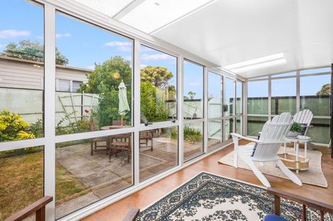 Photo of property in 16 Morning View, Titahi Bay, Porirua, 5022