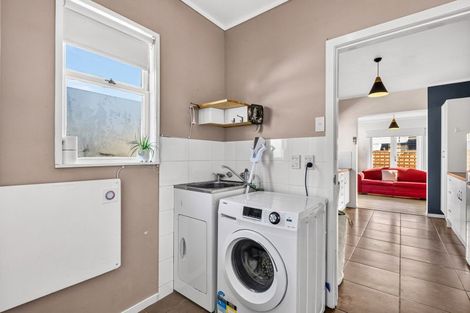 Photo of property in 6 Cambridge Street, Putaruru, 3411