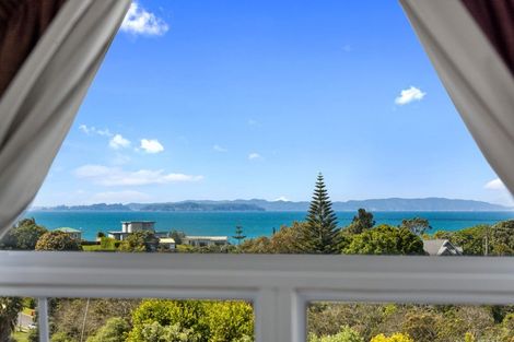 Photo of property in 70 Brightside Road, Stanmore Bay, Whangaparaoa, 0932