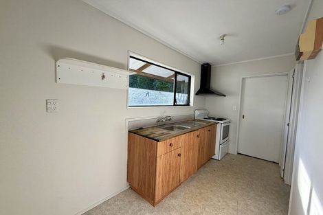 Photo of property in 48 Astley Avenue, New Lynn, Auckland, 0600