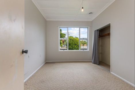 Photo of property in 8 Huia Street, Pahiatua, 4910