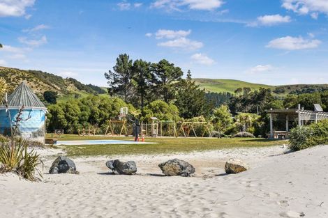 Photo of property in 940 Harington Point Road, Harington Point, Dunedin, 9077