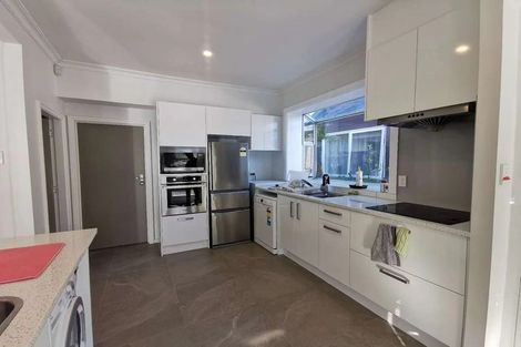 Photo of property in 157 Fendalton Road, Fendalton, Christchurch, 8041