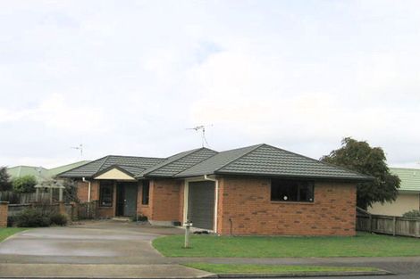 Photo of property in 21 Farnborough Drive, Nawton, Hamilton, 3200