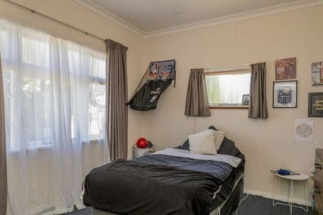 Photo of property in 27 Wilton Street, Levin, 5510
