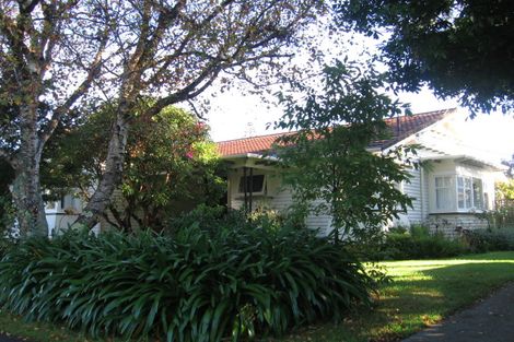 Photo of property in 79 Totara Crescent, Woburn, Lower Hutt, 5011