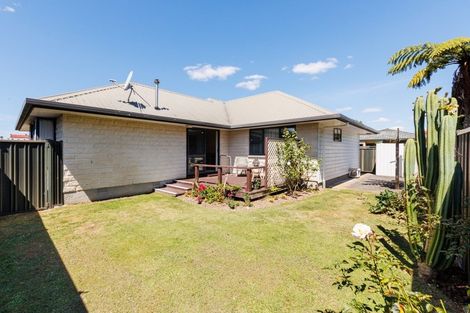 Photo of property in 54 Warwick Street, Feilding, 4702