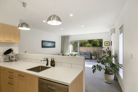 Photo of property in 15/7 Handyside Street, Tawa, Wellington, 5028