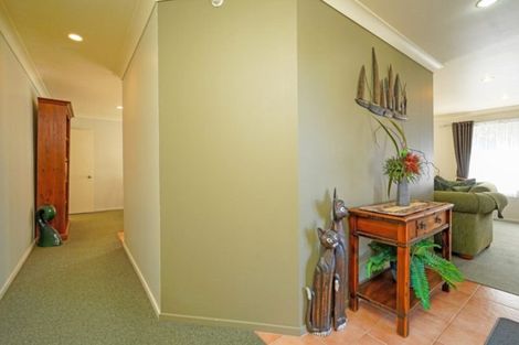 Photo of property in 3 Amarillo Place, Manurewa, Auckland, 2105