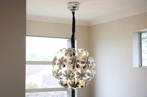 Photo of property in 111 Lake Panorama Drive, Henderson Valley, Auckland, 0612