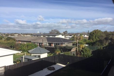 Photo of property in 1/54 Richards Avenue, Forrest Hill, Auckland, 0620