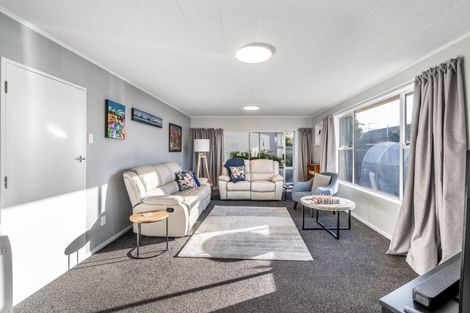 Photo of property in 80 Albert Street, Winton, 9720