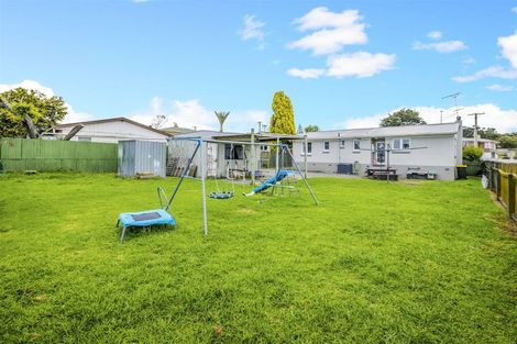Photo of property in 14 Orchard Rise, Rosehill, Papakura, 2113