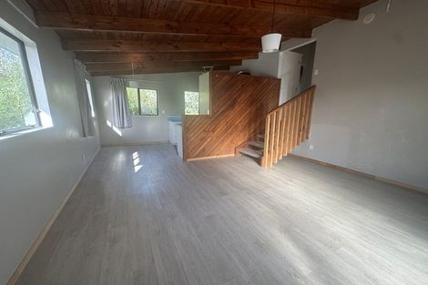 Photo of property in 20 Wattle Road, Sunnyvale, Auckland, 0612