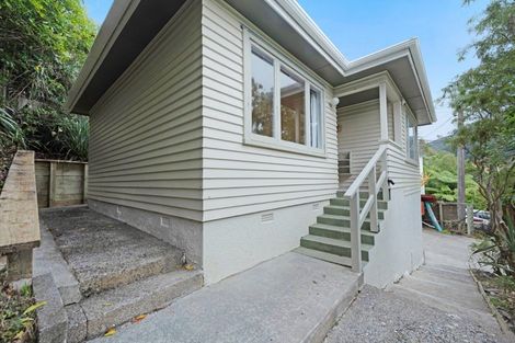 Photo of property in 62 Chamberlain Road, Karori, Wellington, 6012