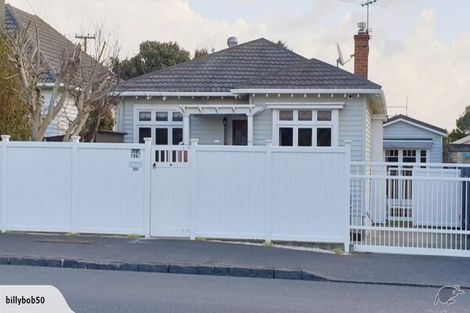 Photo of property in 276 Point Chevalier Road, Point Chevalier, Auckland, 1022