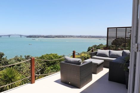 Photo of property in 95 Stanley Point Road, Stanley Point, Auckland, 0624