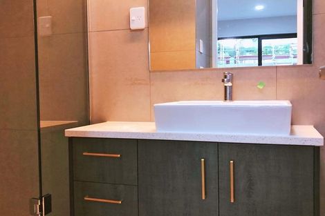 Photo of property in 33 Waka Street, Albany Heights, Auckland, 0632