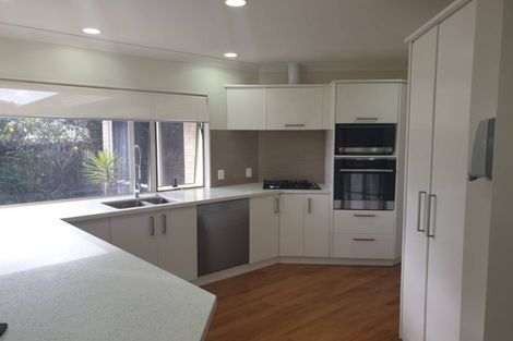 Photo of property in 10 Carniew Place, Dannemora, Auckland, 2016