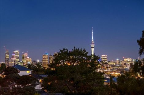Photo of property in 7/10b Huka Road, Birkenhead, Auckland, 0626